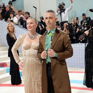 Emma Wall and Jeremy Strong (L-R)